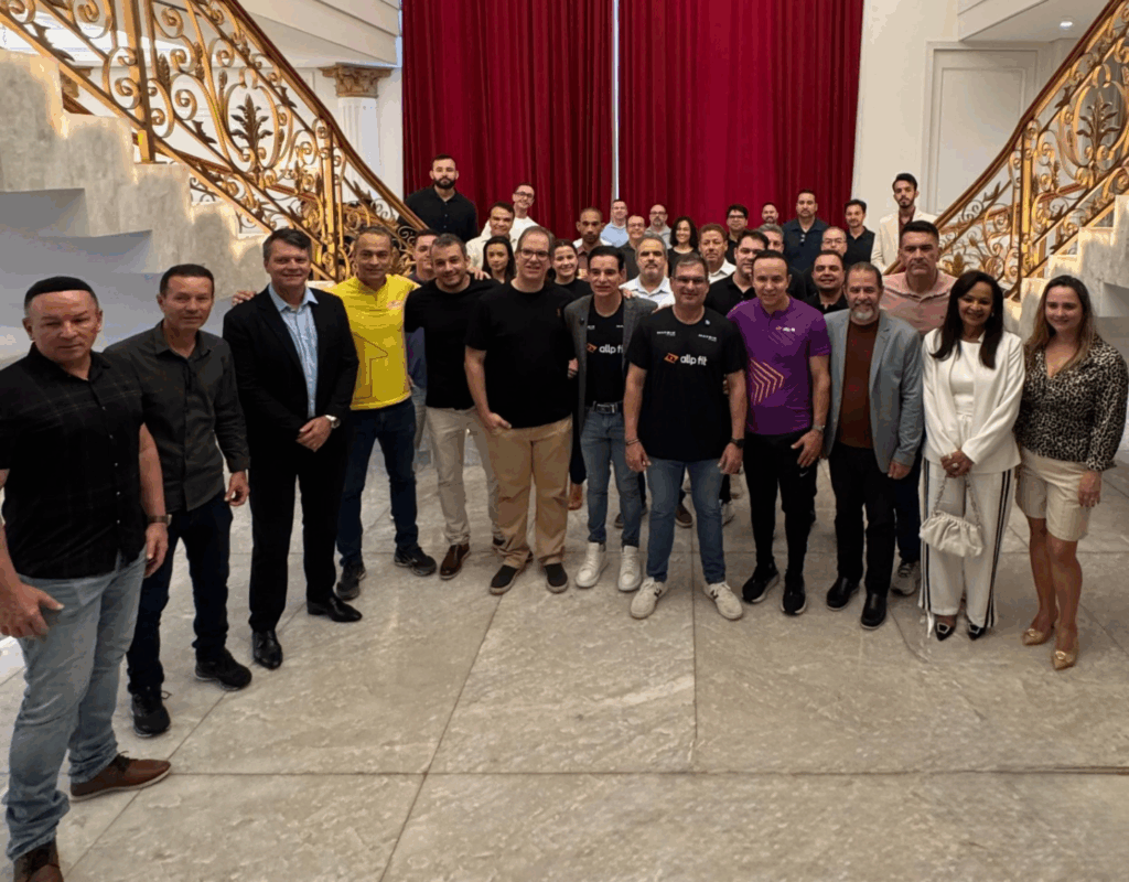 Design-sem-nome-1-1024x800 Anderson Franco anuncia novo ciclo de expansão da Allp Fit e confirma 2º Congresso Nacional